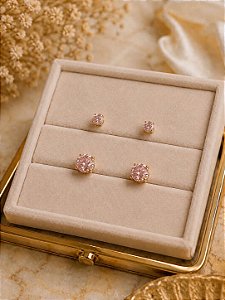 Dupla de brincos crav. rosa dourado