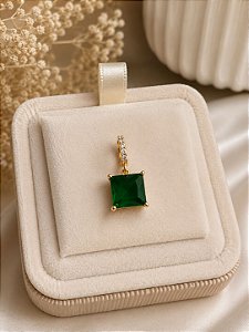 Pingente quadrado esmeralda dourado