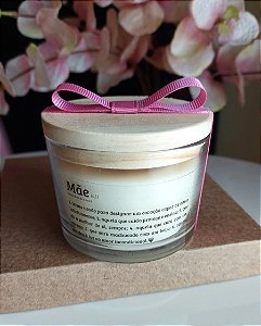 Vela Aromática Mãe, 110g, Cera Vegetal, 25 Horas de Queima, com Vidro Reutilizável