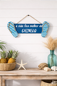 Placa Decorativa Náutica Azul A vida fica melhor de Chinelo Decoração de Parede em madeira
