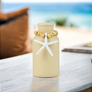 Vaso Decorativo Garrafa Bege com Colar de Estrela