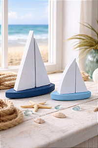 Kit 2 Veleiros Azul Claro e Azul Escuro Decoração Enfeite Barquinhos Náutico