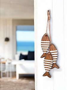 Penduricalho Trio de Peixes em Madeira  com Listra Branca 41x9x5,5