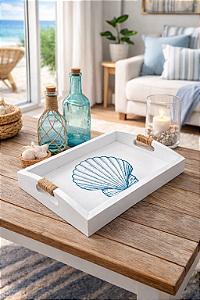 Bandeja Branca Concha Azul em Madeira 35x25 cm Decoração Náutica Praia