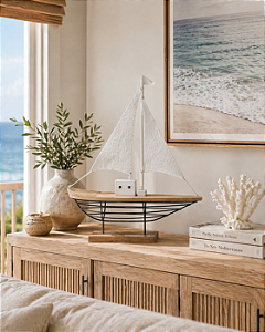 Enfeite Veleiro em Madeira e Metal 62x54x15 cm