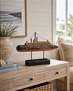 Enfeite Submarino em Madeira 26x39x8 cm