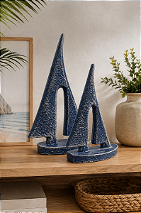 Enfeite Veleiro Azul Marinho Médio em Cerâmica 22x15,5x7 cm