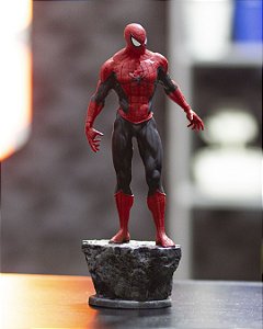 Estatua Premium Spider Man Clássico Preto