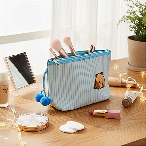 Nécessaire Capivara Com Pompom 24,5cm em PVC