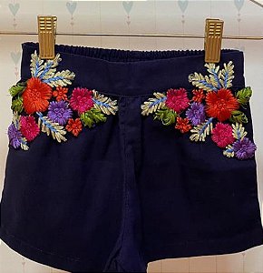 Short em linho com bordado - azul marinho