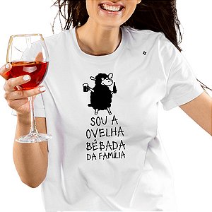 CAMISETA SOU A OVELHA BÊBADA DA FAMÍLIA