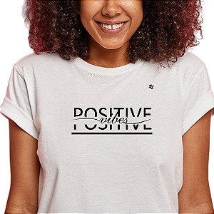CAMISETA POSITIVE VIBES