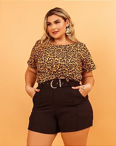 short alfaiataria cintura alta plus size
