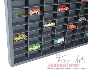 Estante Expositor 100 Nichos Preto Com Portas de Acrílico