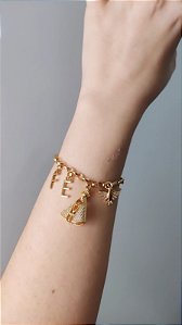 Pulseira FE/ESPIRITO SANTO/NOSSA SENHORA Corrente Em Elos Com Pingentes Bracelete - Semijoia Banhada a Ouro 18k