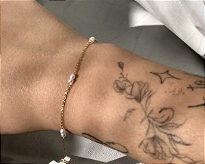 Pulseira Infantil Duas Pérolas - Semijoia Banhada a Ouro 18k