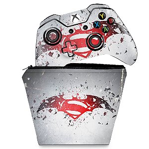 KIT Capa Case e Skin Xbox One Fat Controle - Batman vs Superman Logo