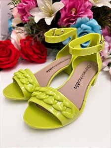 Sandália Salto Baixo Corrente Adulto Verde Lima