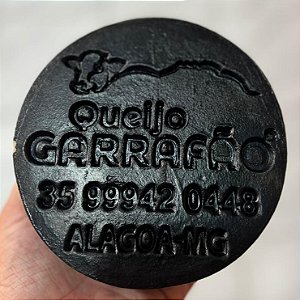 Queijo Artesanal Alagoa Capa Preta 900g Fazenda Garrafão