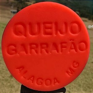 Queijo Artesanal Alagoa Faixa Vermelha 900g Fazenda Garrafão