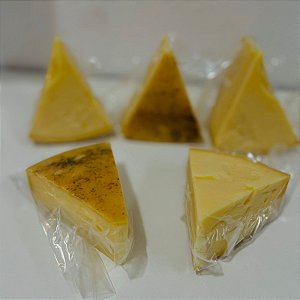 Queijo Artesanal Alagoa 3 Meses de Maturação Micro Lote 350g Cunha