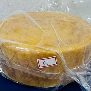 01 Queijo Artesanal Mantiqueira 1,990kg Maturado 6 meses