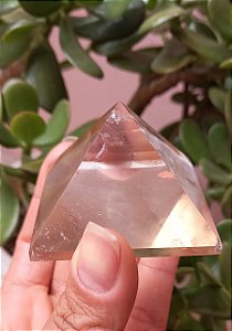 Pirâmide de Cristal Fumê com Toque Citrinado