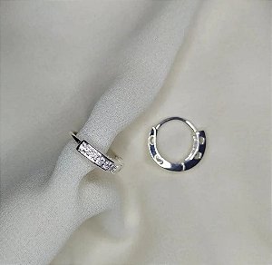 Brinco argola zircônias e corações lateral