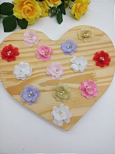 Aplique Flor Organza com Perolas e Strass, Tamanho 4cm com 1 unidade.