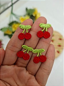 Aplique Mini Cereja Bordada 2cm com 5 unidade