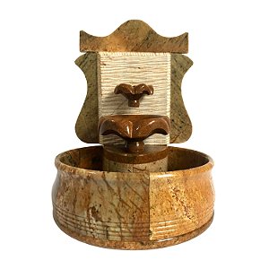 fonte de água de pedra sabão chafariz