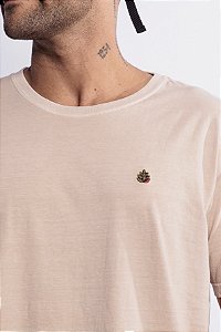 Camiseta Classic Lúpulo Bordado Hop.oh - Areia Estonada