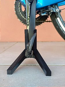 Suporte apoio de bike pelo pedivela