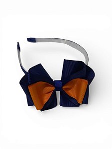 Tiara Marinho com laranja