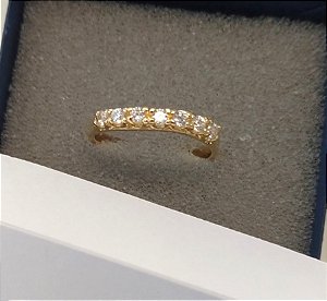 ANEL COM ZIRCÔNIAS PEQUENAS BRANCAS