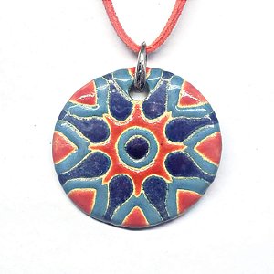 Colar em cerâmica Mandala
