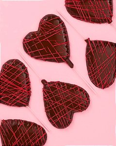 Pirulito de Coração Preto c/ Arabesco Vermelho - 25g  Sem Açúcar Sem Poliol Sem Lácteos Sem Glúten Vegano Low Carb
