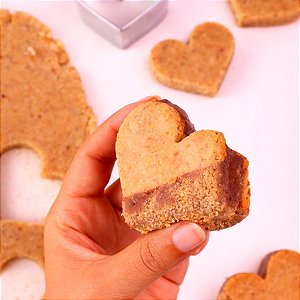 Sanduíche de Cookies de Coração com Recheio de Brigadeiro de Avelã 50g – Zero Açúcar, Zero Póliol, Zero Glúten, Zero Lác