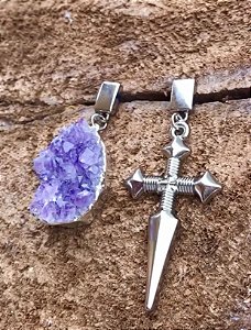 Brinco Adaga Ametista