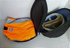 PORTA CAPACETE OCULOS, LUVAS E COLETE. CONFECCIONADO EM NYLON E NYLON ESPUMADO