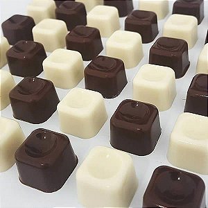 Forma para Chocolate Bombom Detalhado7 7g Forma Simples Ref. 9535 BWB 5unids