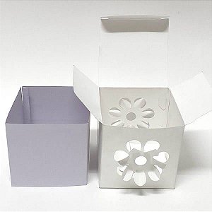 24 Caixa de Papel DV-13 Caixa Flor com Forro Lilas (8.5x8.5x8 cm) Decoração e Lembrancinhas, Caixa Surpresa, Primavera, Natureza