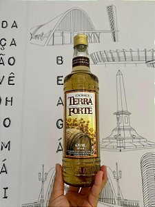 Cachaça Terra Forte Umburana 670ml