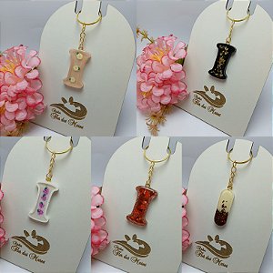 Chaveiro em resina Letra I