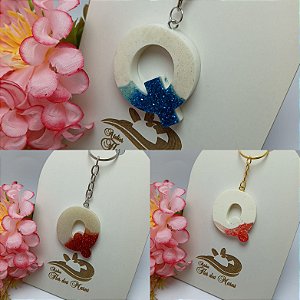 Chaveiro em resina Letra Q