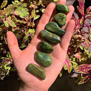 Pedra da Sorte e Proteção - Jade Nefrita Rolada - Unidade