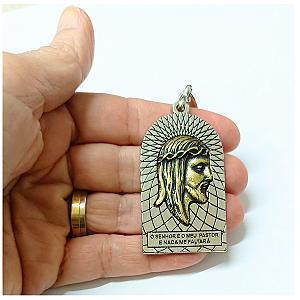 Chaveiro Religioso Jesus Cristo Bom Pastor Prata E Dourado Metal