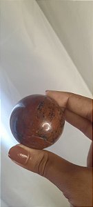 Esfera de Turmalina Negra com Jaspe Vermelho - Pedra da Proteção