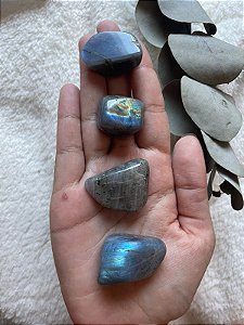 Labradorita Rolada - Controle mental, iniciação mística e clarividência