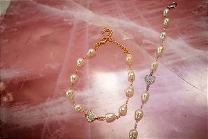 Pulseira Perolas Barroca Coracoes Cravejados